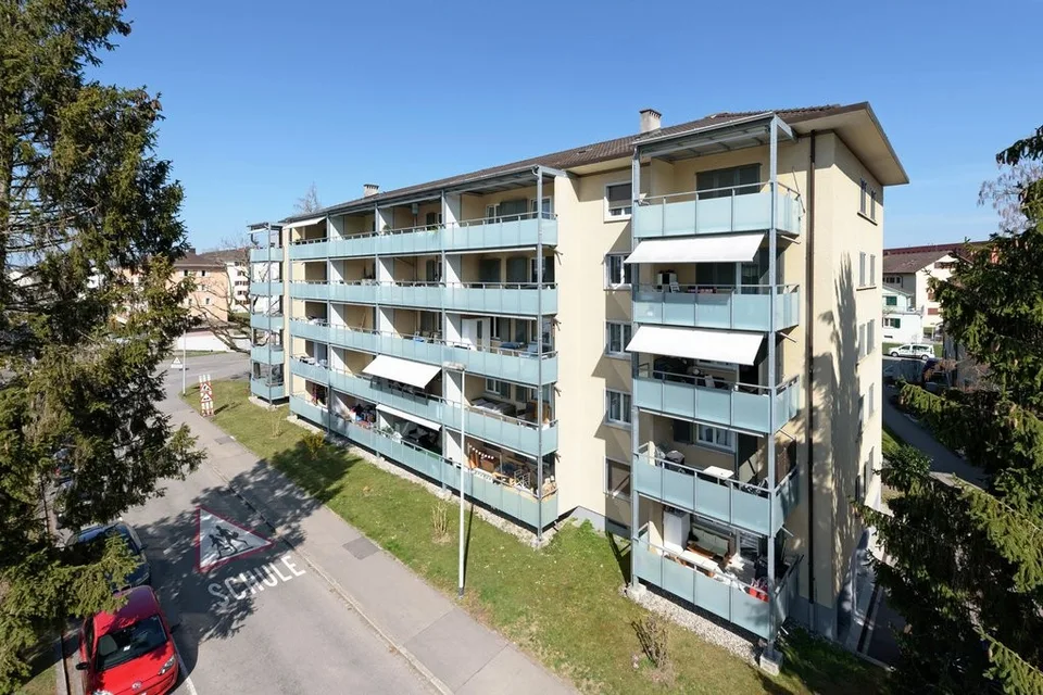 Zentral gelegene Wohnung mit grossem Balkon