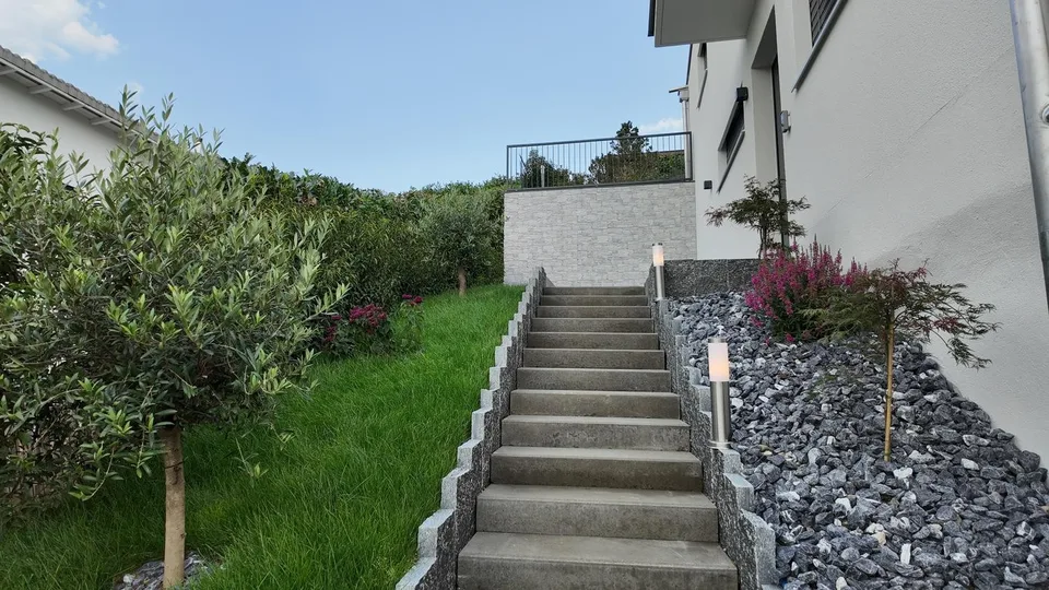Elegantes 5.5-Zimmer-Einfamilienhaus – Erstbezug mit hochwertiger Ausstattung