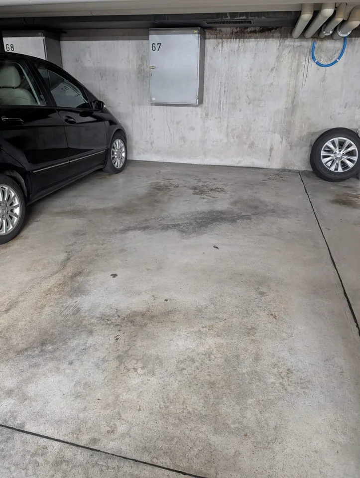 Tiefgaragenplatz in Benglen