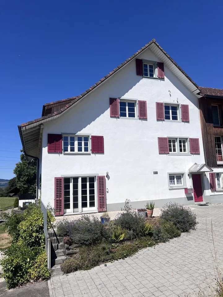 Frisch renovierter 3½-Zimmer-Hausteil in Bertschikon (ZH) – befristet für 2 Jahre