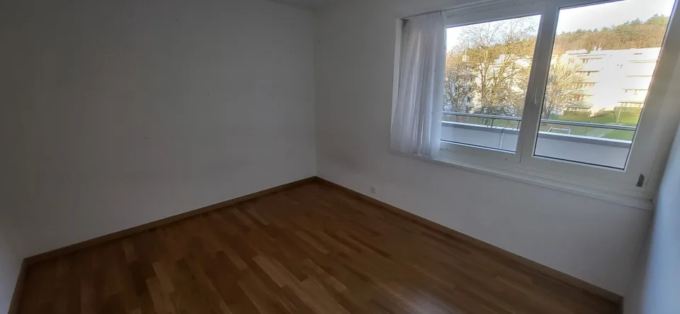Untermiete 10m2 Zimmer in Effretikon
