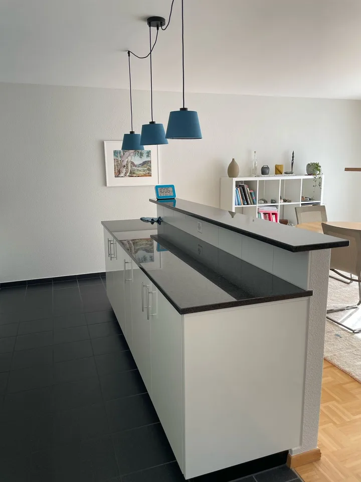 Grosszügige 4.5 Zimmer Wohnung (2 Jahre befristet)