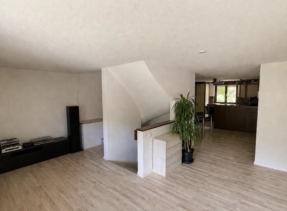 Schöne Wohnung ab sofort zu vermieten