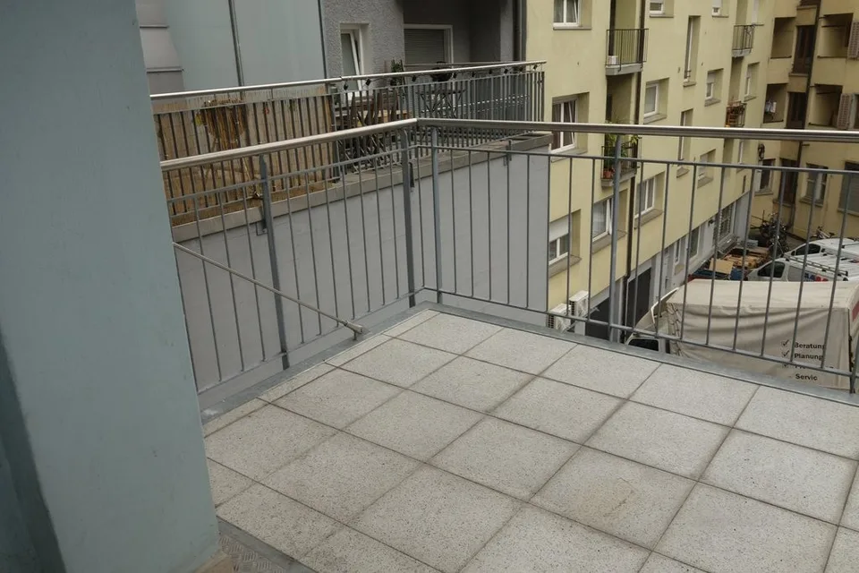 Befristete charmante Wohnung unmittelbar beim Bahnhof Zürich-Oerlikon