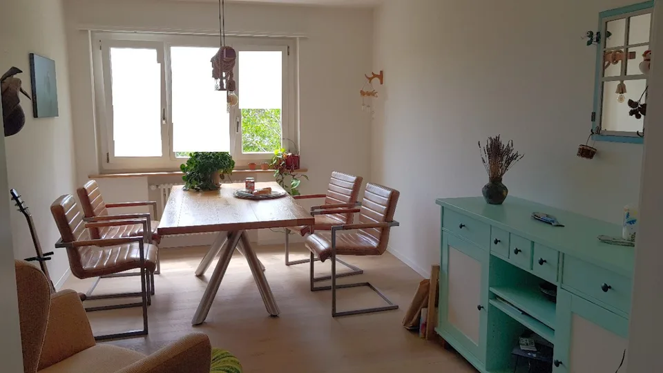 WG-Zimmer in 2er WG im lauschigen Höngg nahe Limmat (4-ZiWo)