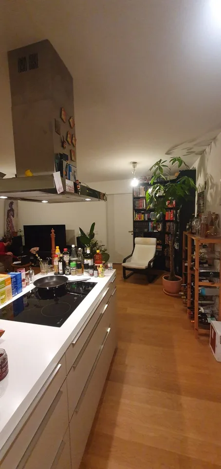 Single room with balcony in Toni Areal!