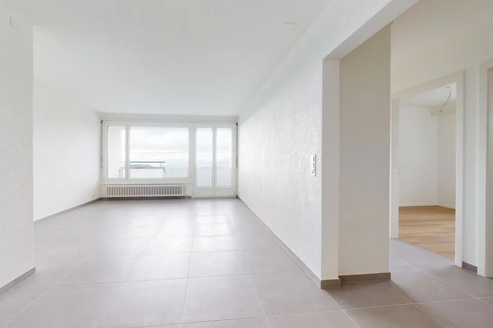 Appartement de 4 pièces situé au 1er ouest