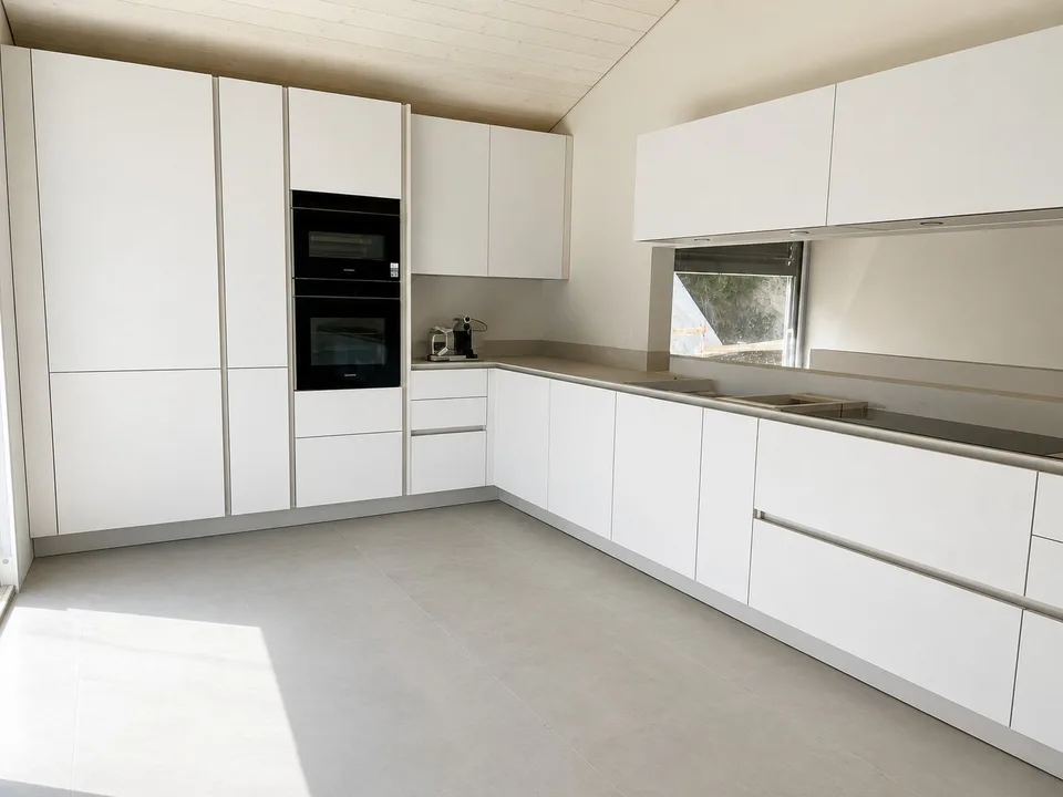 Villa Nouvelle construction de 7.5 pièces avec vue panoramique sur le lac de Morat