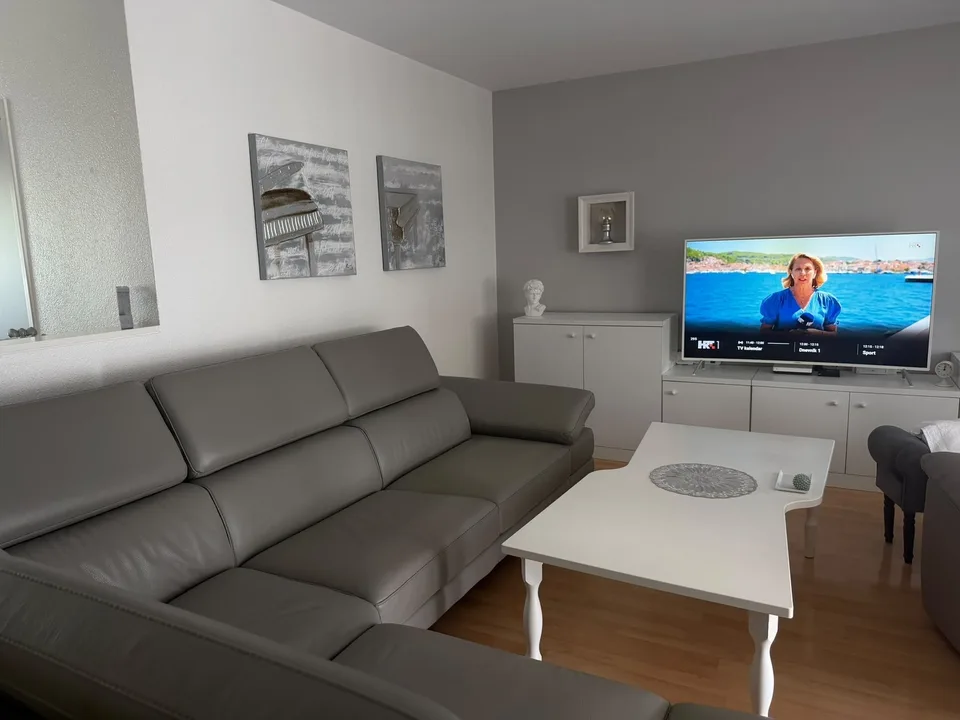 Schöne Wohnung an optimaler Lager