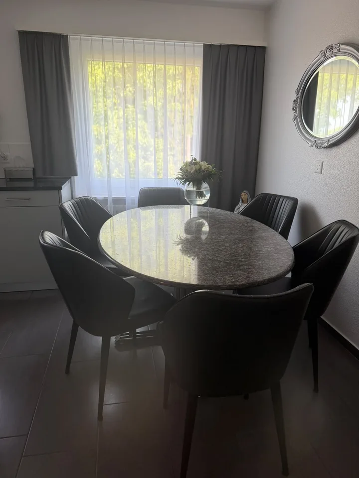 Schöne Wohnung an optimaler Lager