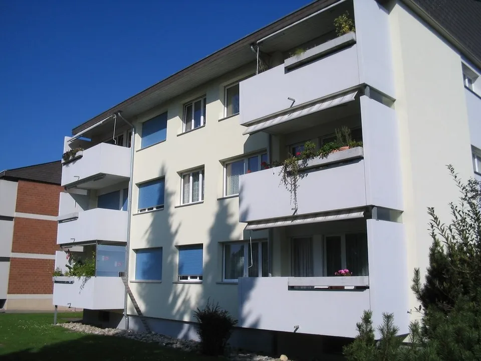 Parkplatz in Kirchberg zu vermieten!