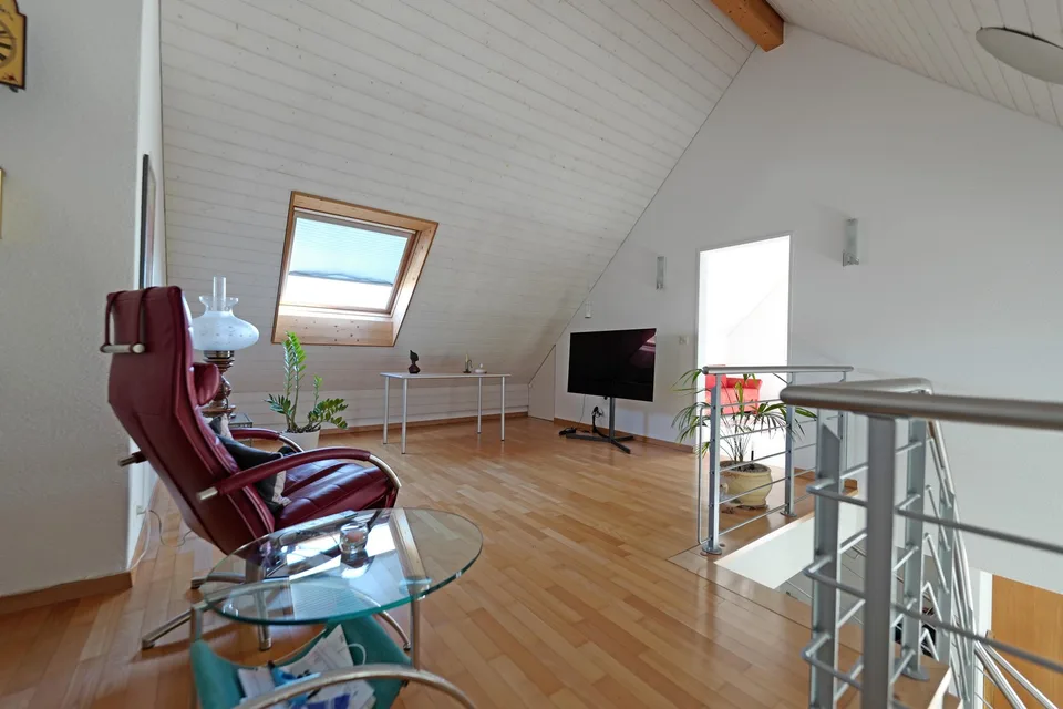 Appartamento duplex di 4,5 locali con giardino invernale – foto 15 di 21