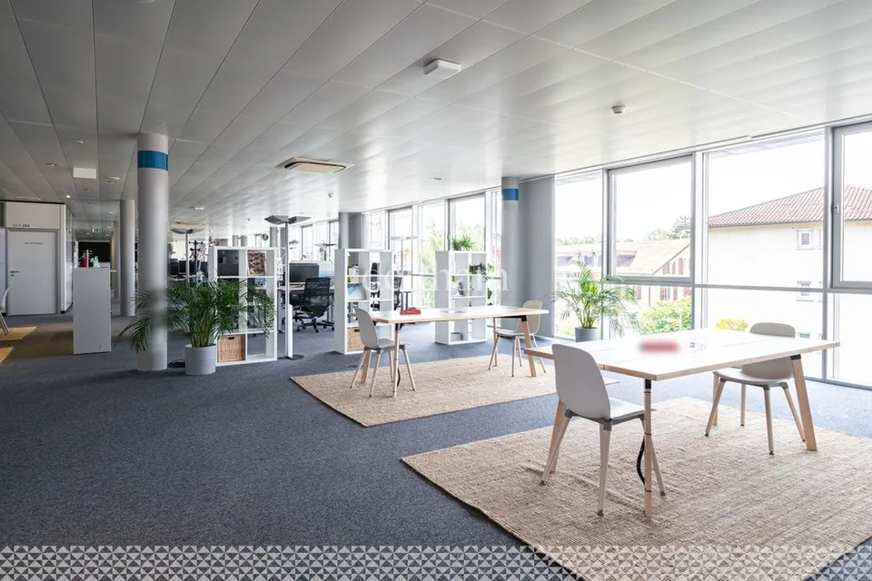 Bureaux modernes d'env. 1120 m2 aux portes de la gare CFF