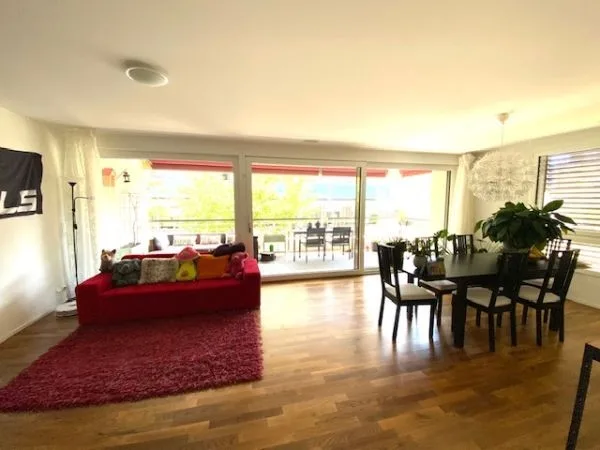 Mitbewohner*in für 3.5 Zimmer WG in Albisrieden gesucht