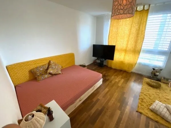 Mitbewohner*in für 3.5 Zimmer WG in Albisrieden gesucht