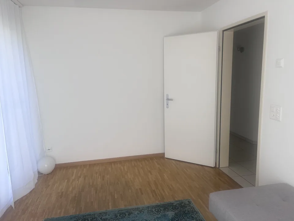 Mitbewohnerin gesucht – für ein schönes Zuhause in Schattdorf