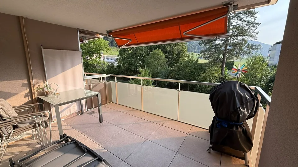 Attraktive 4.5-Zimmerwohnung mit Balkon, Garagenbox und Top-Lage