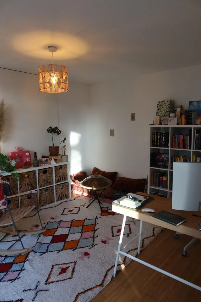 Zimmer für 3-4 Tage die Woche in moderner, heller Wohnung mit eigenem Bad