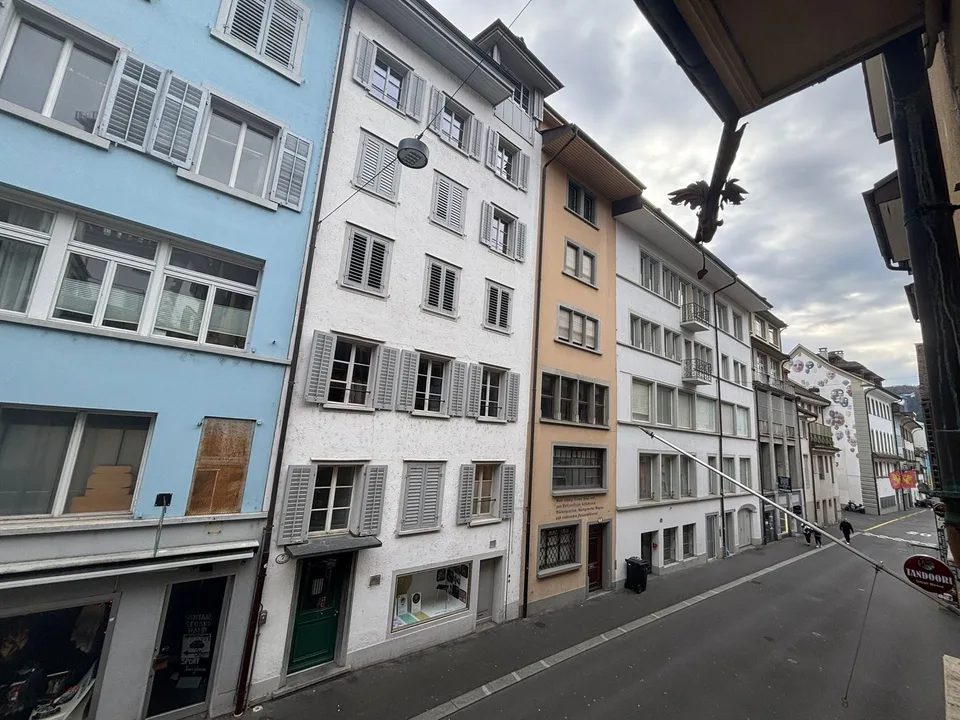 Zentralstes WG-Zimmer von Luzern in grosser Wohnung!