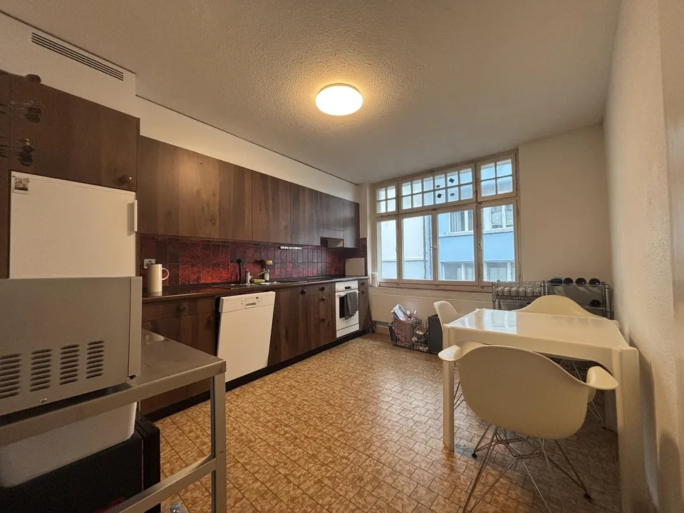 Zentralstes WG-Zimmer von Luzern in grosser Wohnung!