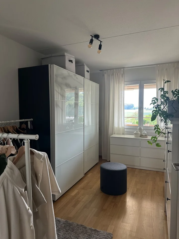Helle 3-Zimmer-Wohnung mit Balkon und schöner Aussicht in Fislisbach