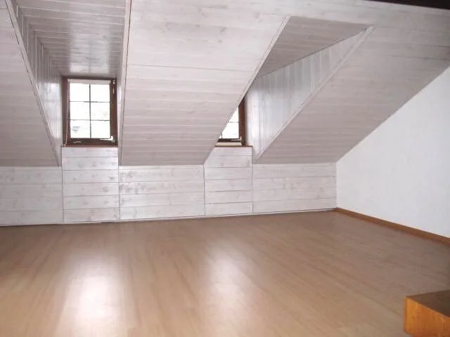 Dachwohnung mit Charme im Klosterviertel
