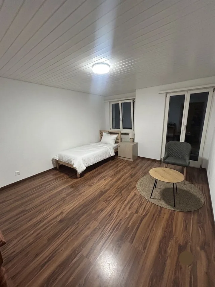 1 Room in a shared apartment