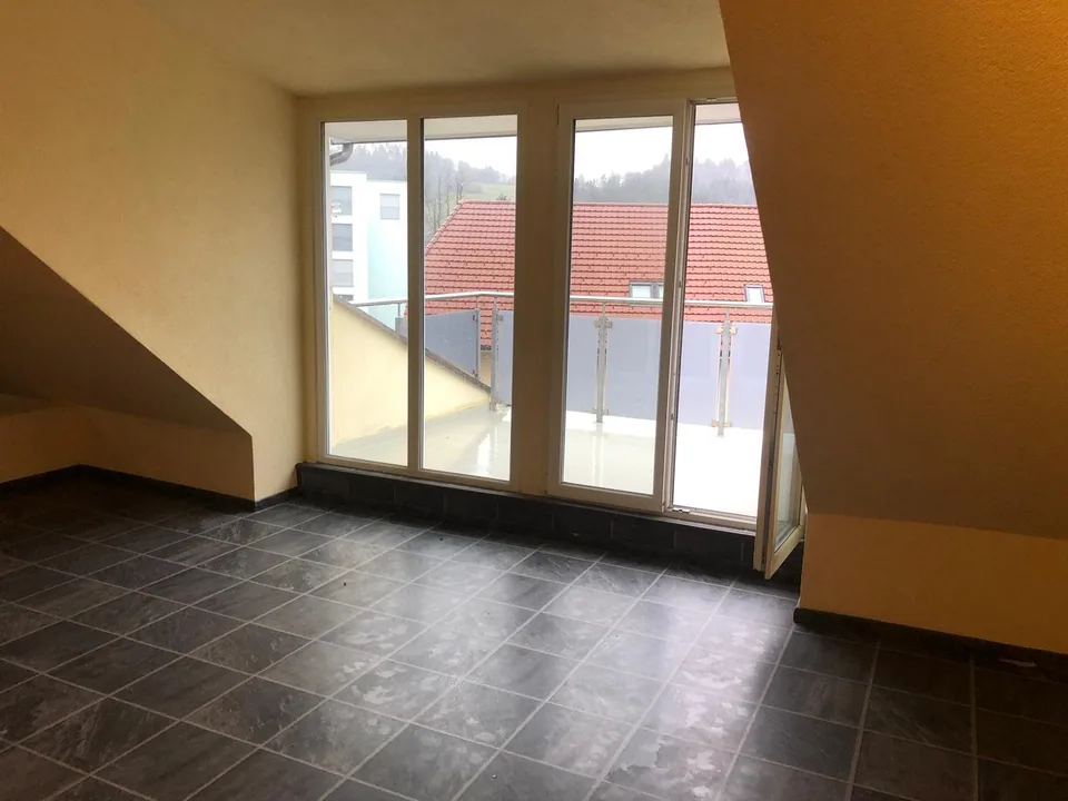 Kleine 2.5 Zimmer Wohnung zu Vermieten