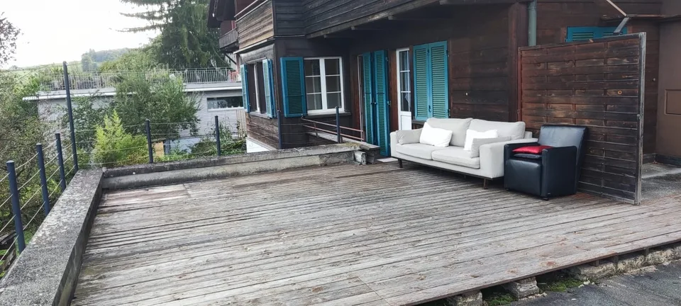 2.5 Zimmer Wohnung mit grosser Terrasse zu vermietern