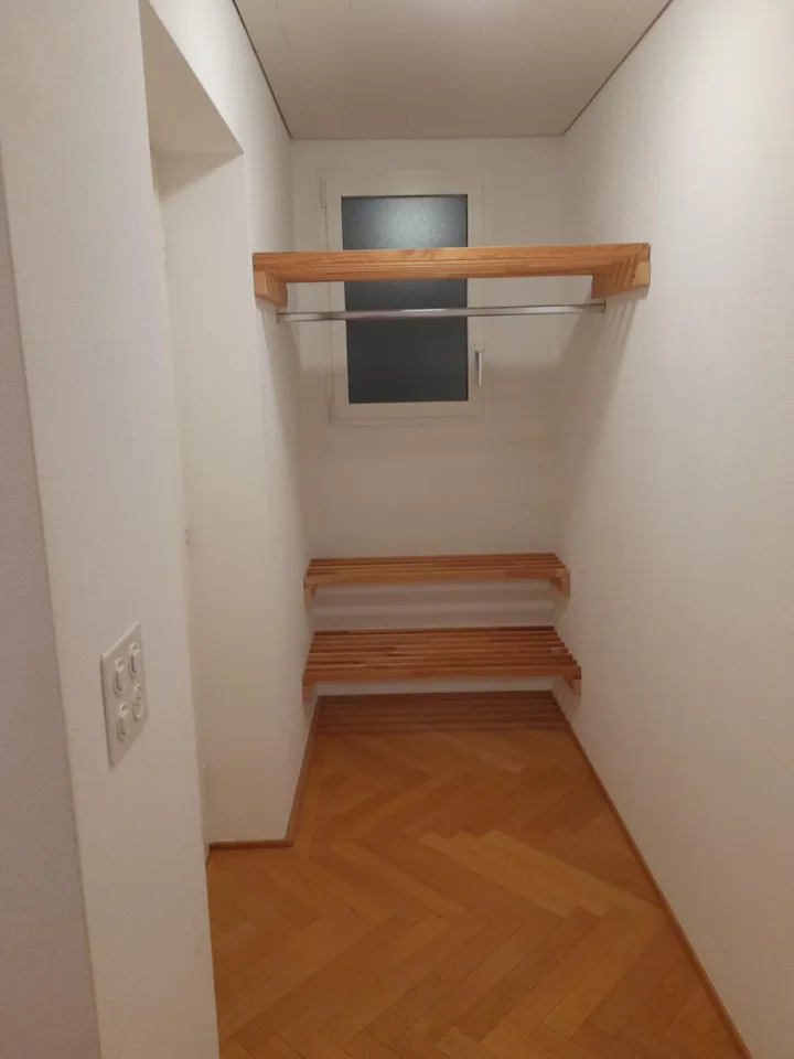2.5 Zimmer Wohnung mit grosser Terrasse zu vermietern