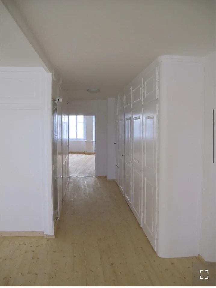 Tenant wanted for 2.5-room old town apartment with extra room 100 m²