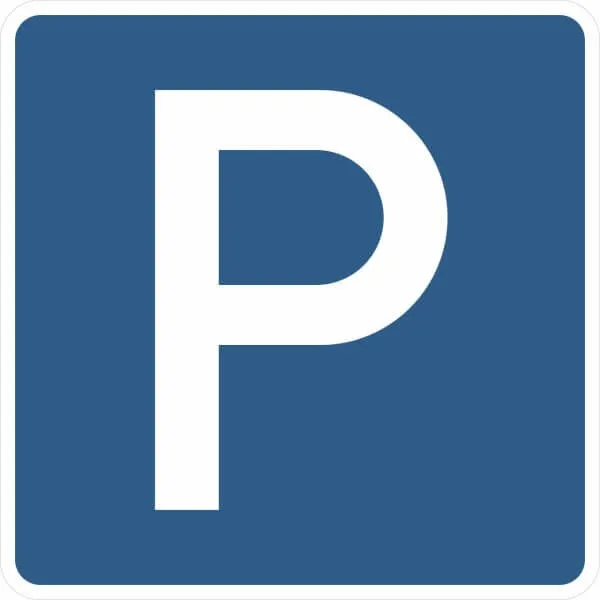 Aussen Parkplatz