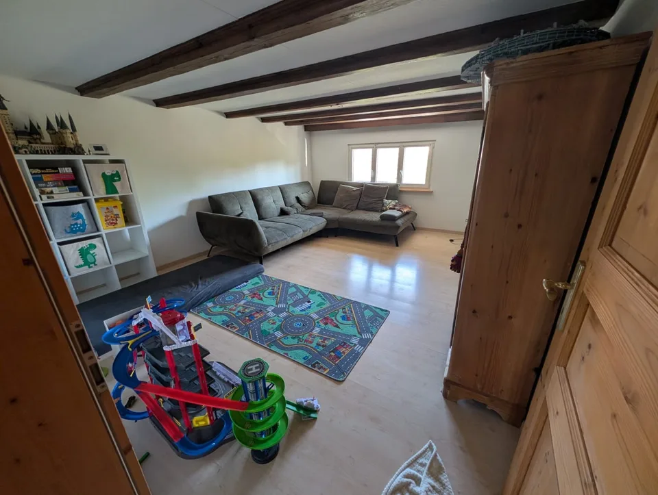 4.5-Zimmerhaus zu vermieten