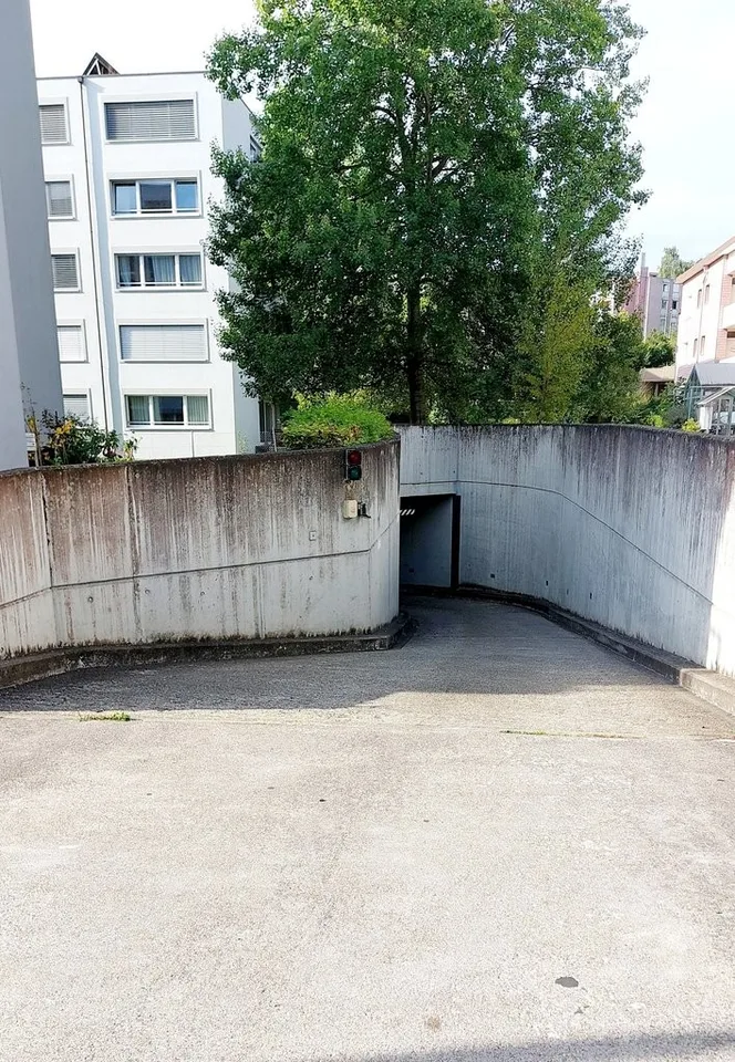 EInstellplatz in Zürich-Altstetten - Nähe Rautihalde