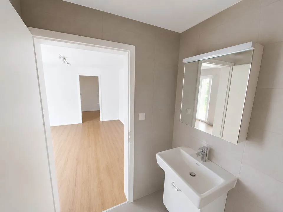 Helle, moderne 2.5-Zimmer Wohnung an ruhiger Lage
