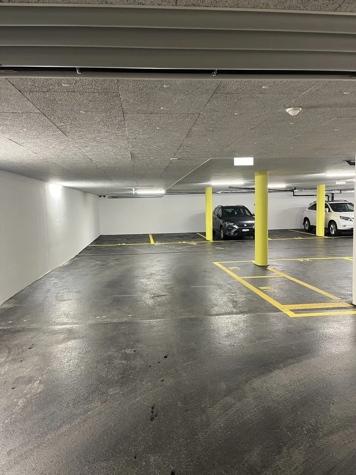Tiefgaragenparkplatz per sofort zu vermieten