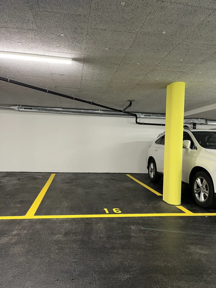 Tiefgaragenparkplatz per sofort zu vermieten