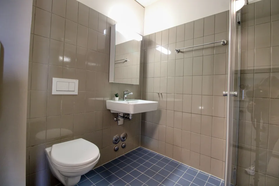 Modernes Coliving im lebhaften Schlieren