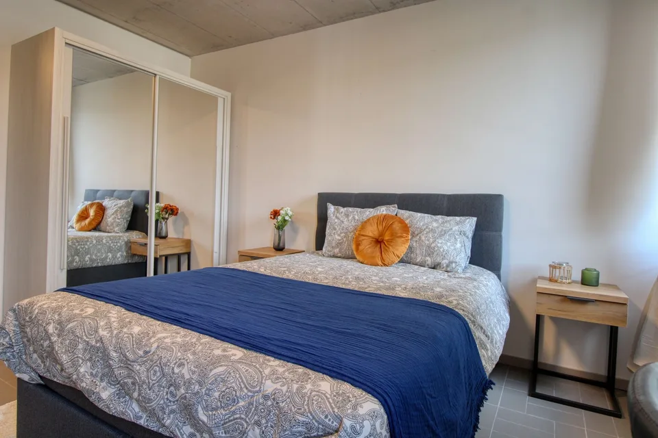 Modernes Coliving im lebhaften Schlieren