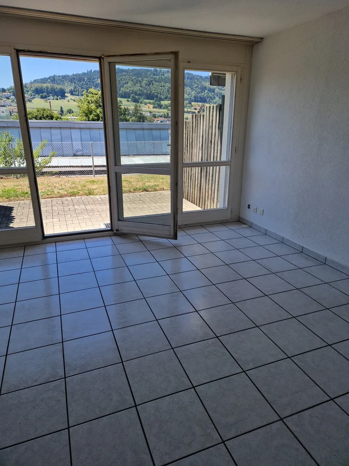 Schöne 1 Zi Wohnung in Menziken