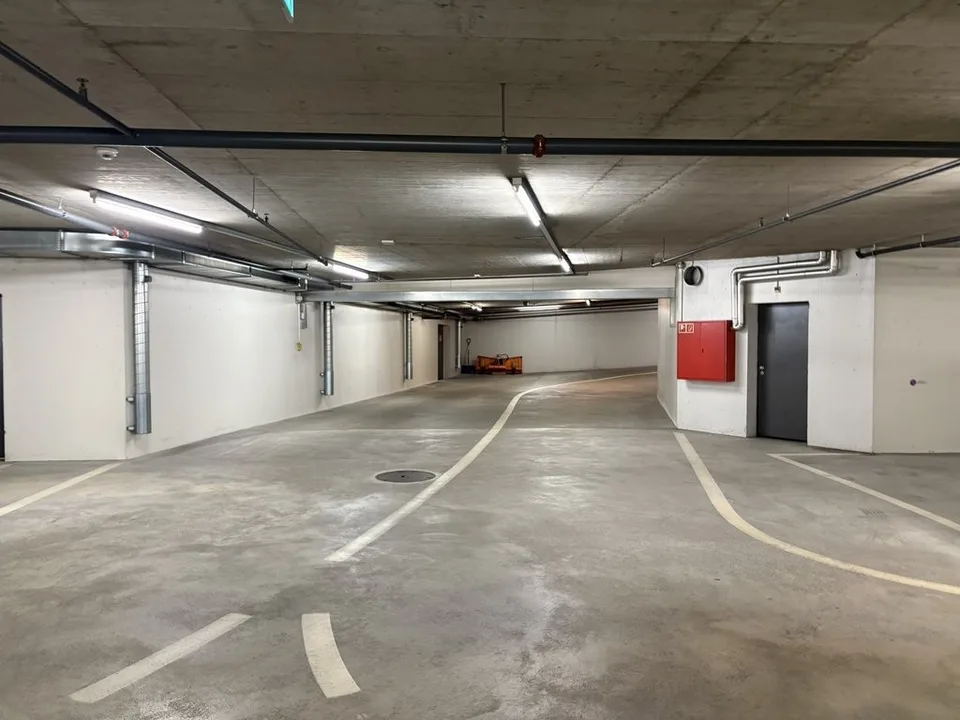 Einstellplatz im Zentrum Moos