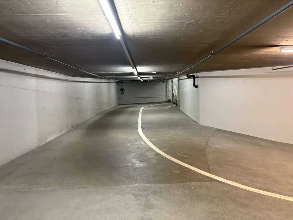 Einstellplatz im Zentrum Moos