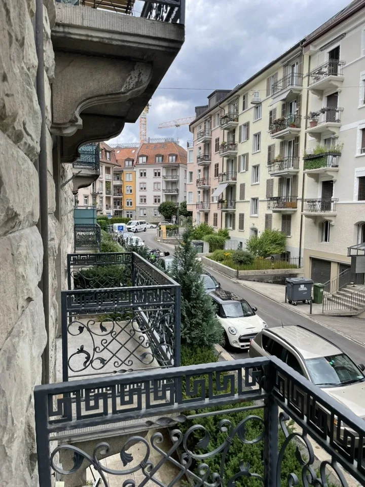 Mitbewohner/in für schöne 3 1/2 - Zimmerwohnung gesucht - Seeking a roommate for a beautiful 3 1/2-room apartment