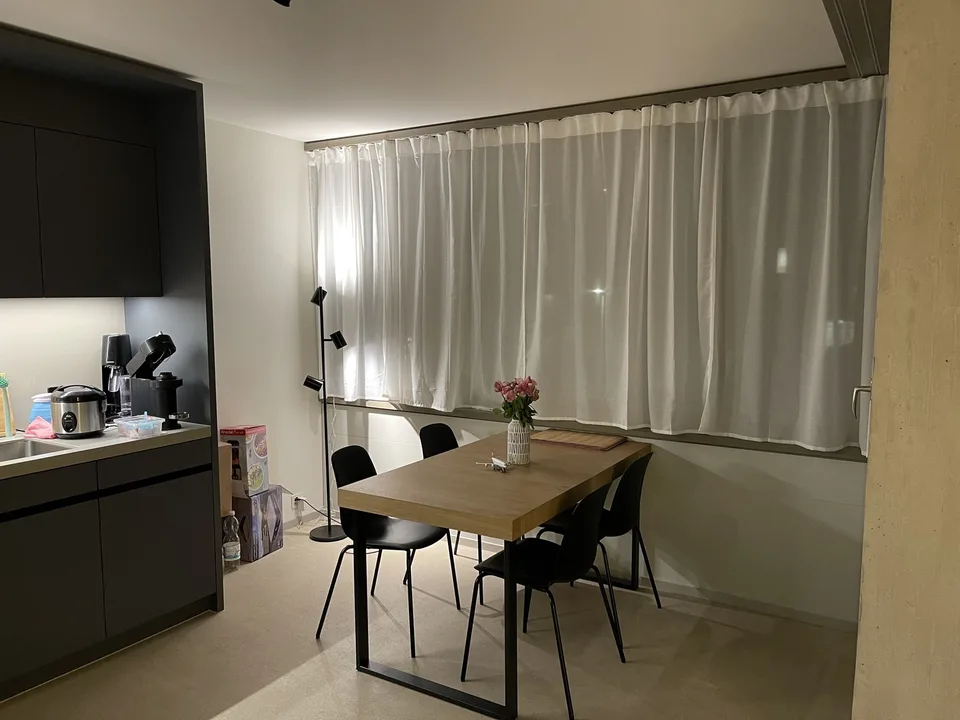 WG-Zimmer ab 1. Oktober bis 31. Dezember zu vermieten