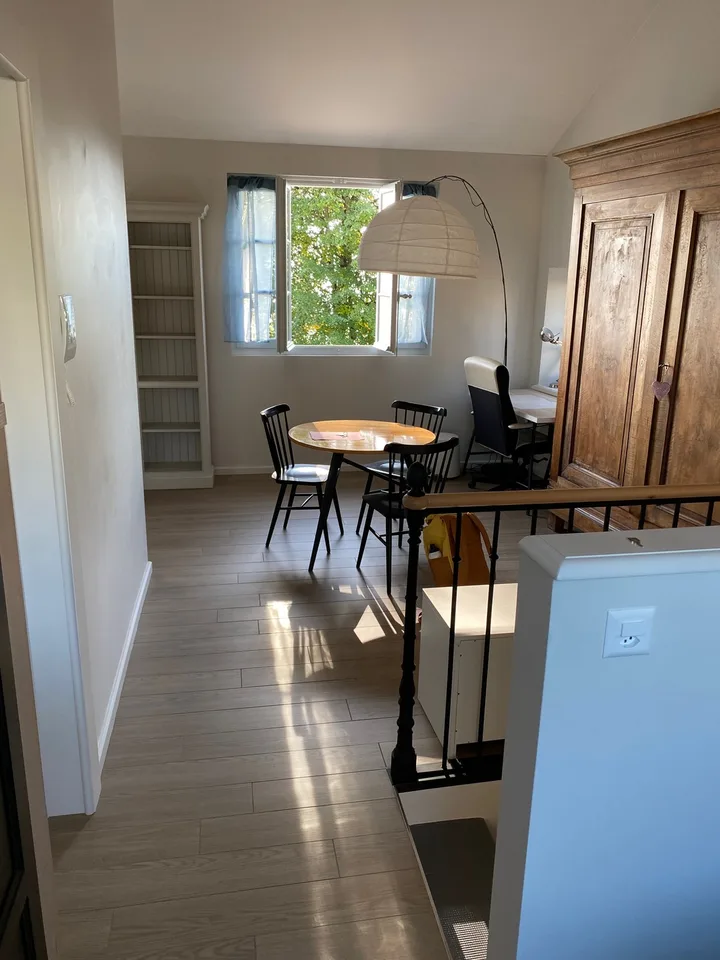 Lake view apartment