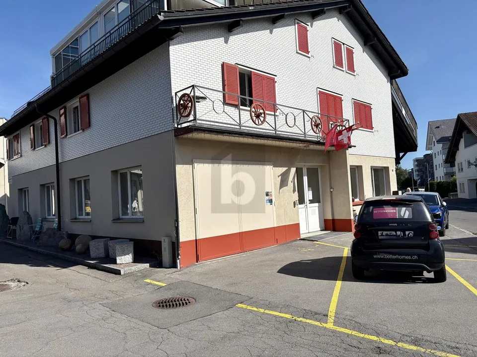 FRISCH RENOVIERT, GROSSZÜGIG & VIELSEITIG NUTZBAR