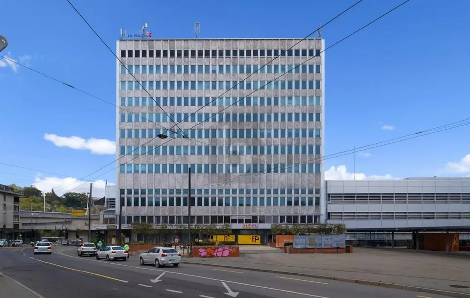 ESPACE DE TRAVAIL AVEC VUE PANORAMIQUE