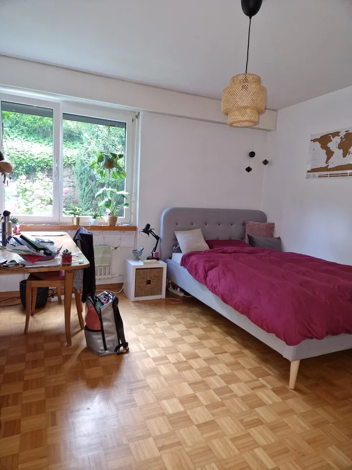 5er WG sucht 2 neue Mitbewohnis