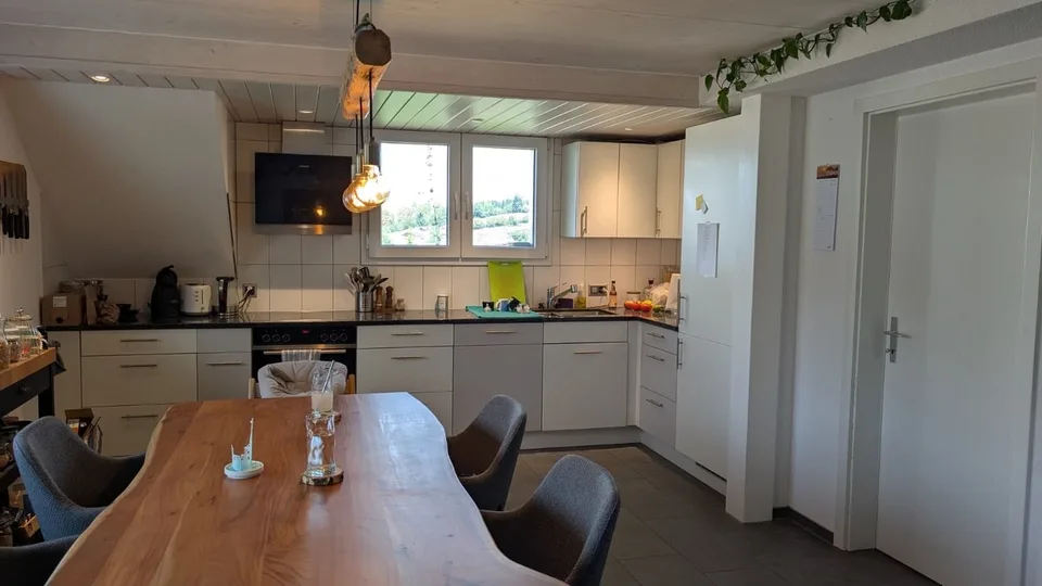Schöne 3.5 Zi-Wohnung Spiez