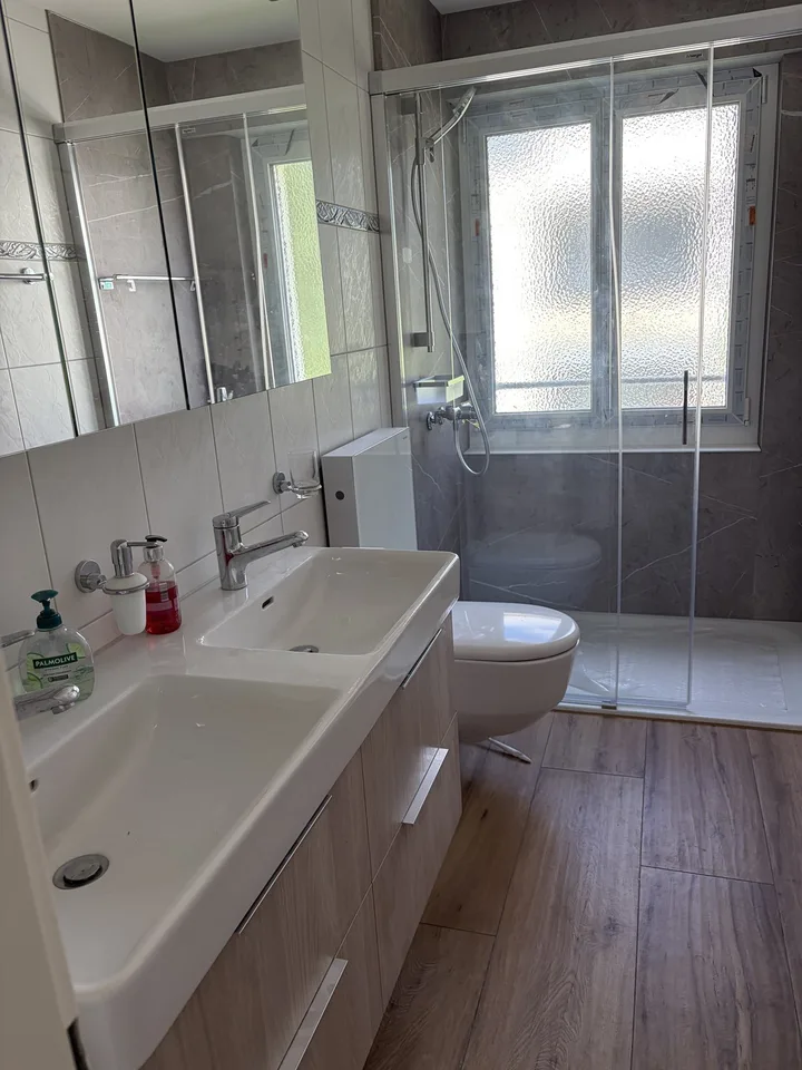 Renovierte 4 Zimmer Wohnung in Schattdorf